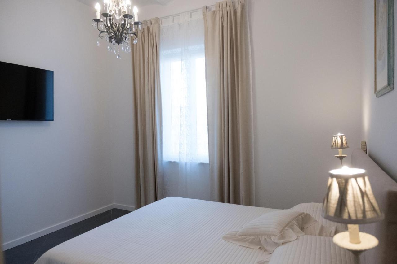 Artemisia Daire Viareggio Dış mekan fotoğraf